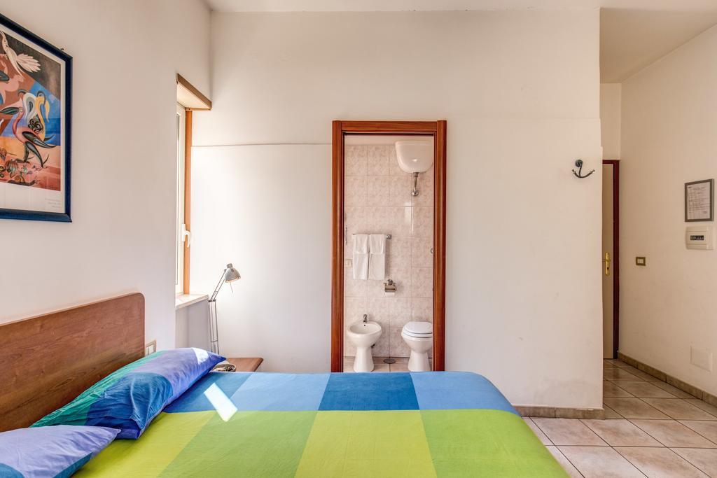 San Lorenzo Notte ローマ 部屋 写真